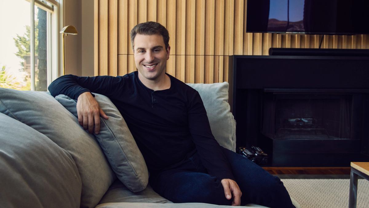 Brian Chesky Archivos - FOLOU